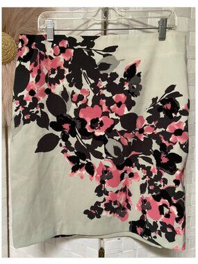 New York & Company Stretch Floral Unlined Skirt Size 14